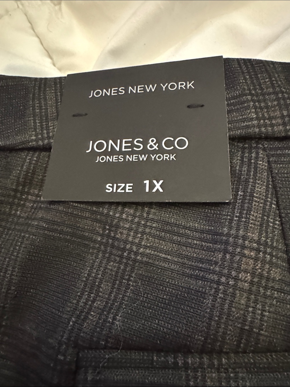 Jones New York Black Plaid Trousers